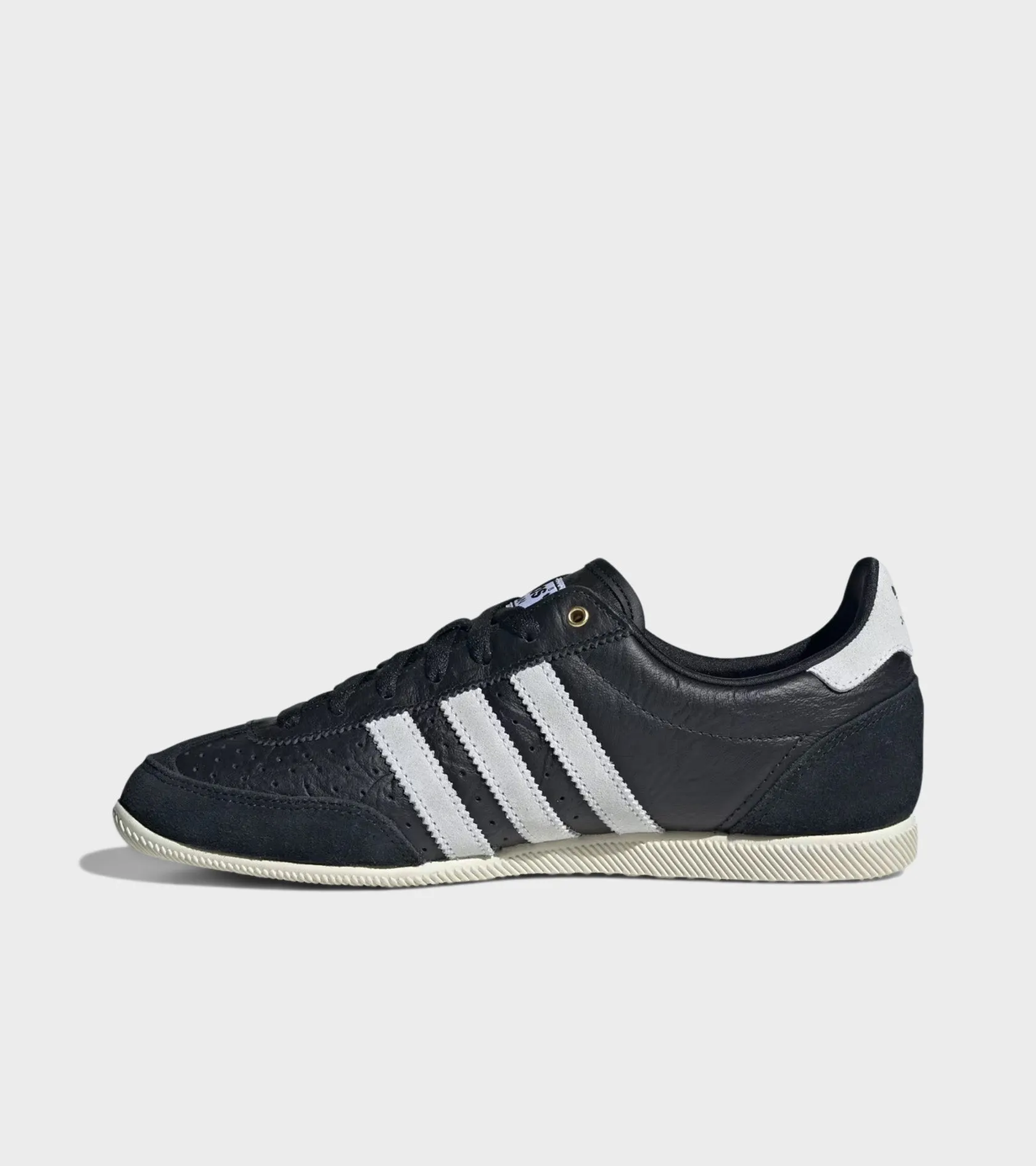 Japan W Core Black/Cloud White