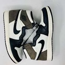 Jordan 1 Retro High Dark Mocha