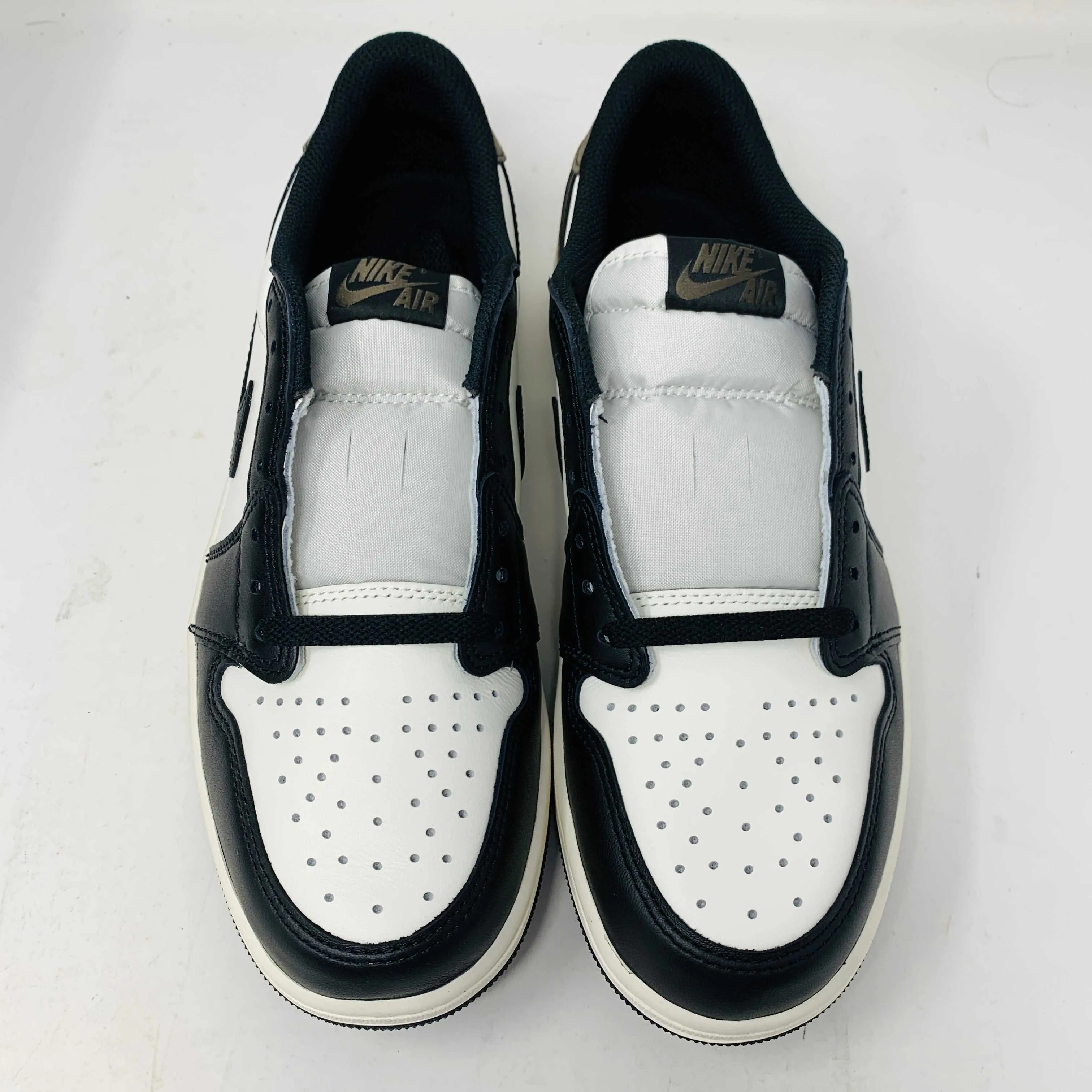 Jordan 1 Retro Low OG Mocha