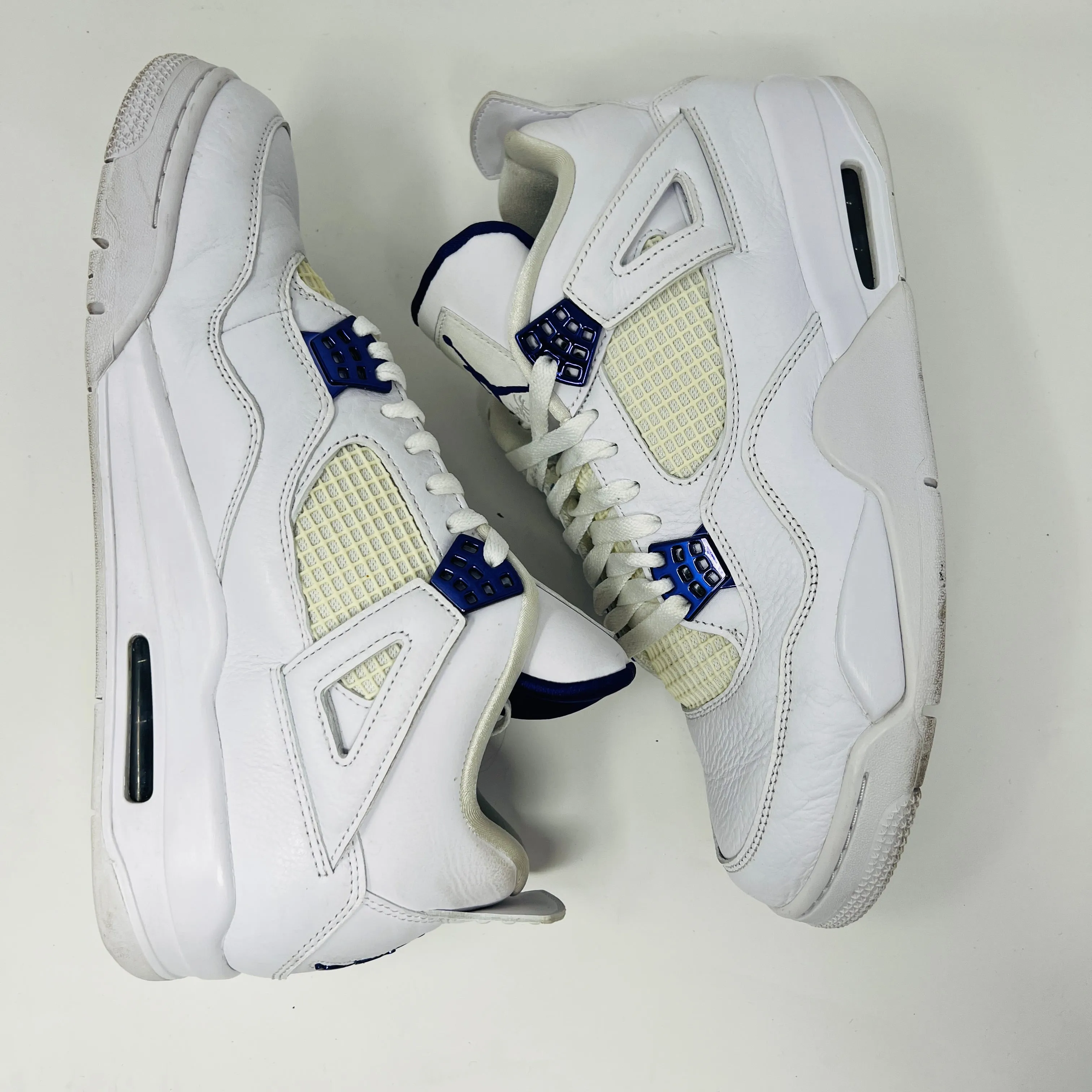 Jordan 4 Retro Metallic Purple