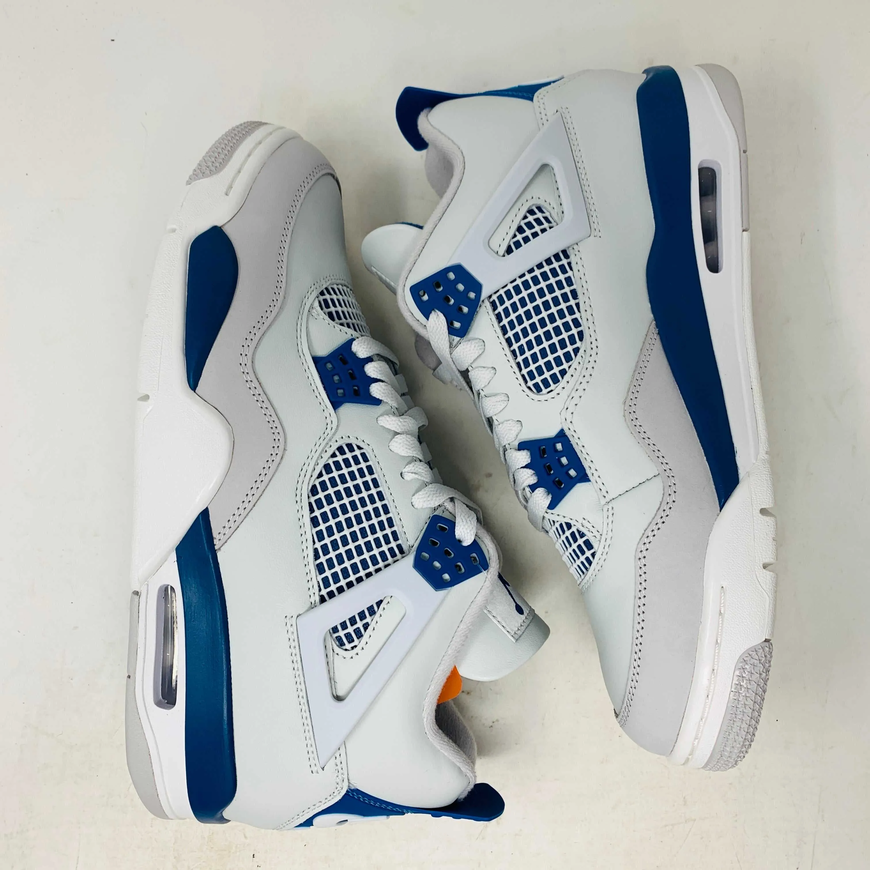 Jordan 4 Retro Military Blue (2024)