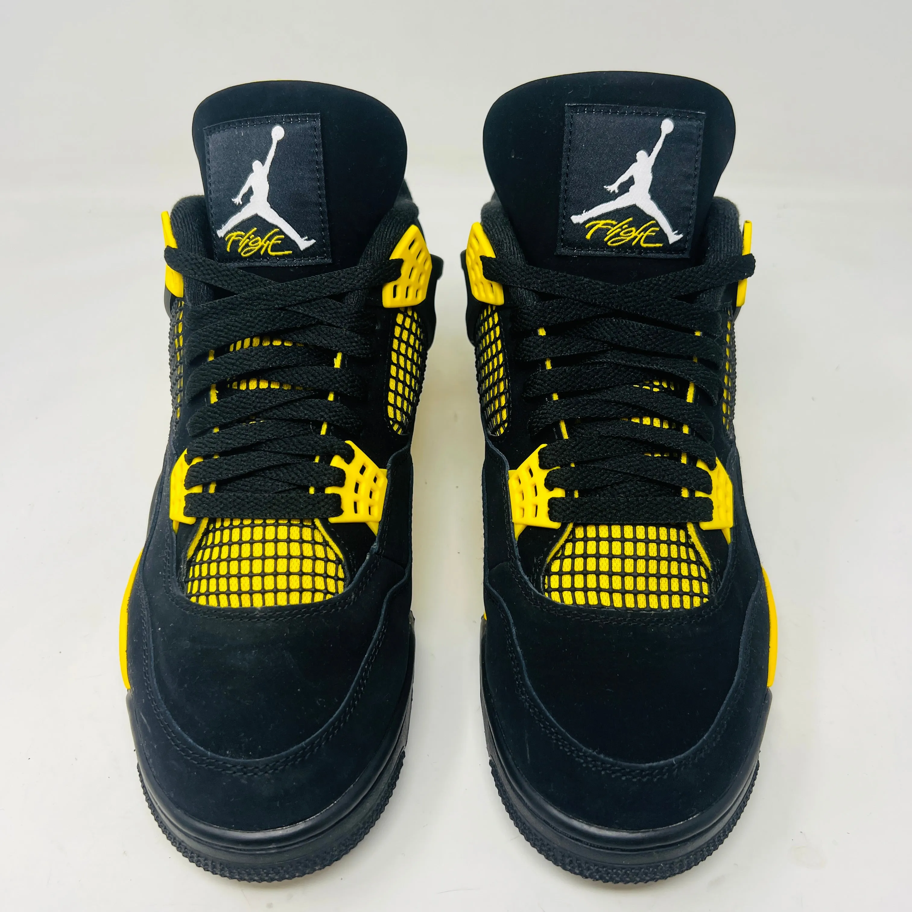 Jordan 4 Retro Thunder (2023)