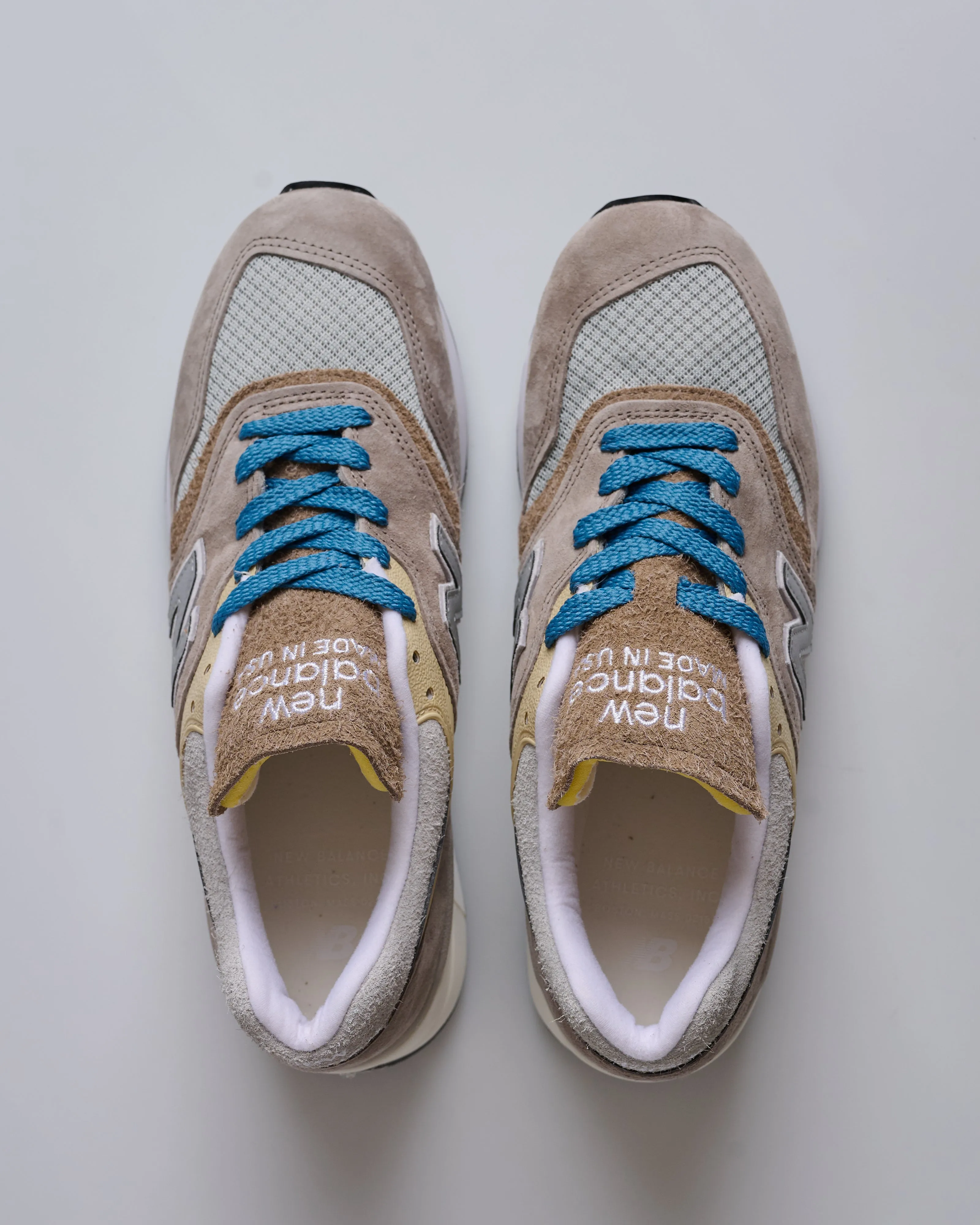 New Balance Made in USA 997 Light Mushroom/Mirage Grey